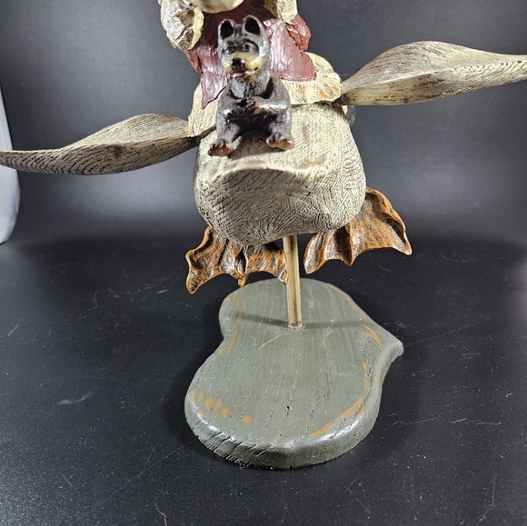 Santa and his goose take off - Picture 7 of 7